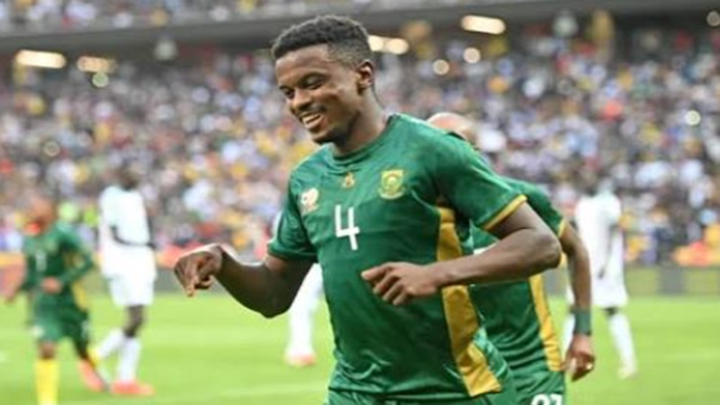 cau-thu-Jan-Teboho-Mokoena-2